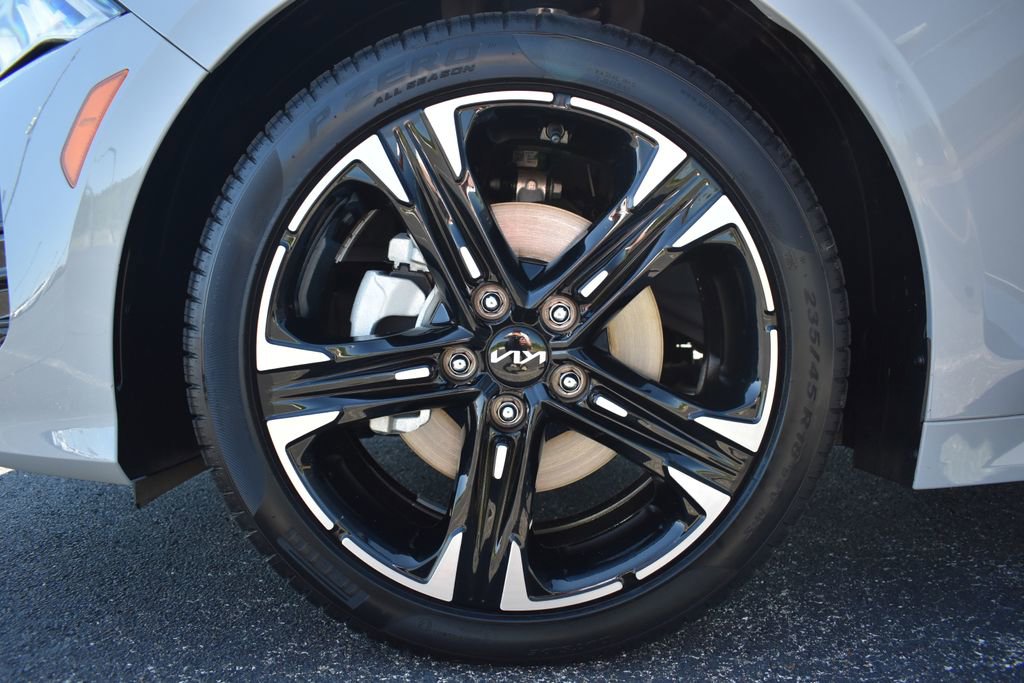 Used 2024 Kia K5 GT-Line w/ GT-Line Premium Package image 17