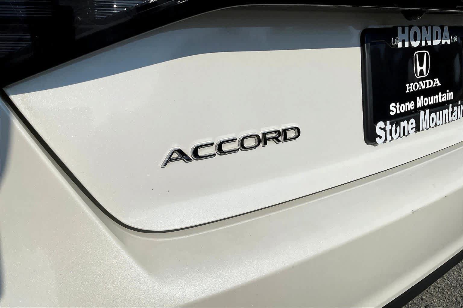 Used 2023 Honda Accord EX image 31