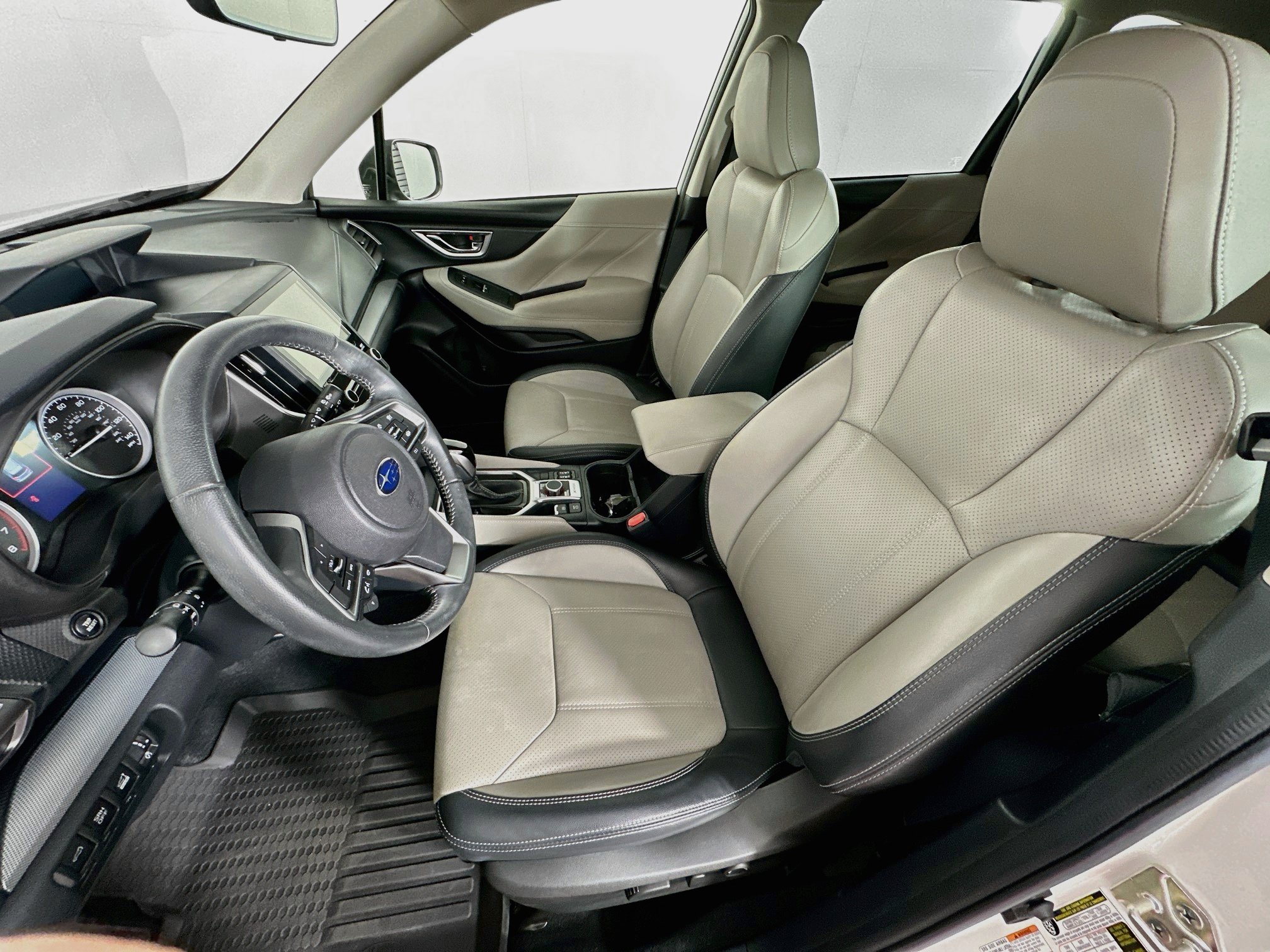 Used 2020 Subaru Forester Limited AWD/4WD image 13