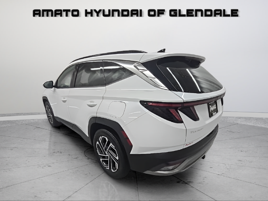 Used 2025 Hyundai Tucson Limited w/ Tow & Go Package AWD/4WD image 4