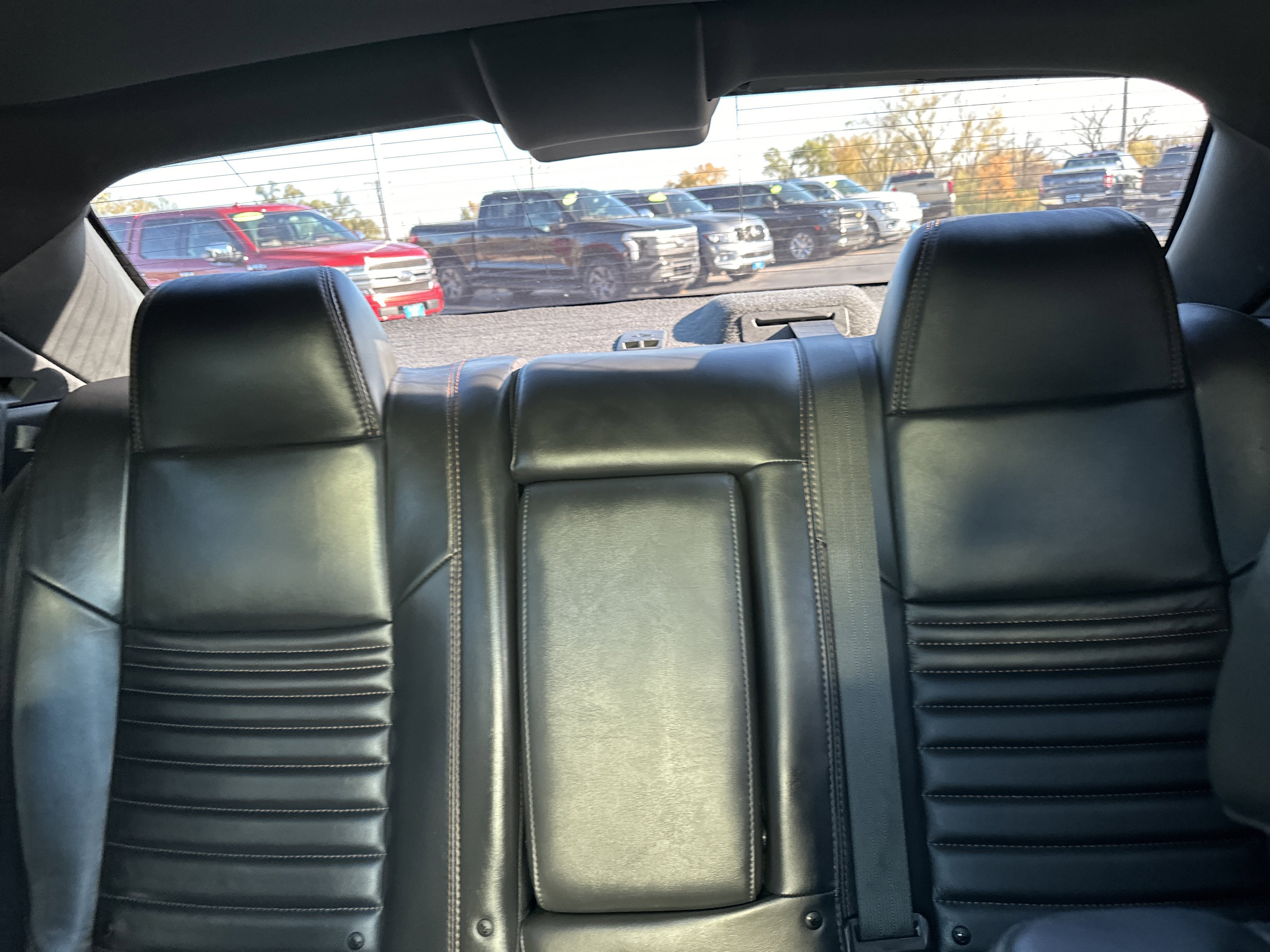 Used 2014 Dodge Challenger R/T image 21