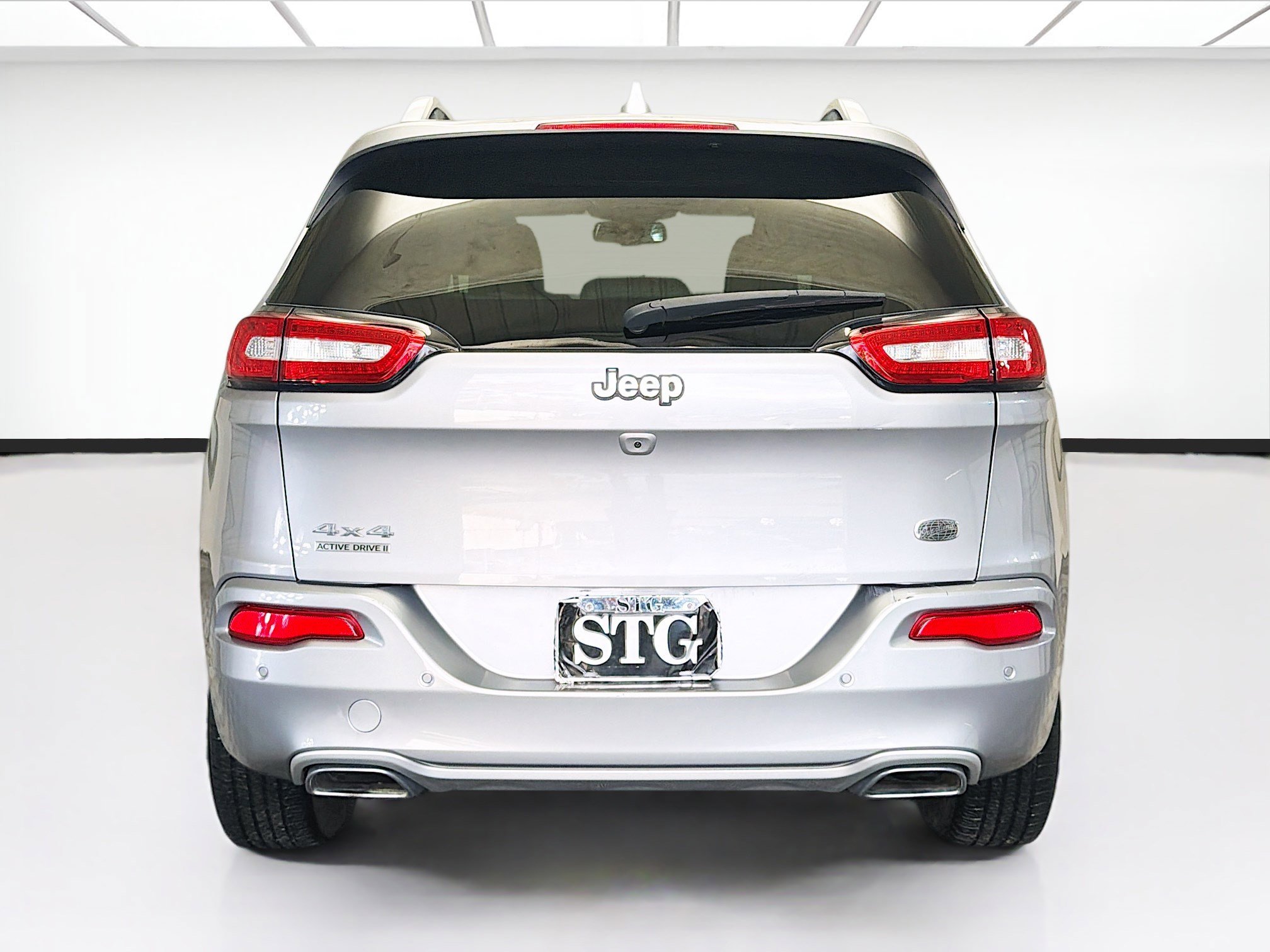 Used 2017 Jeep Cherokee Overland w/ Heavy Duty Protection Group image 5