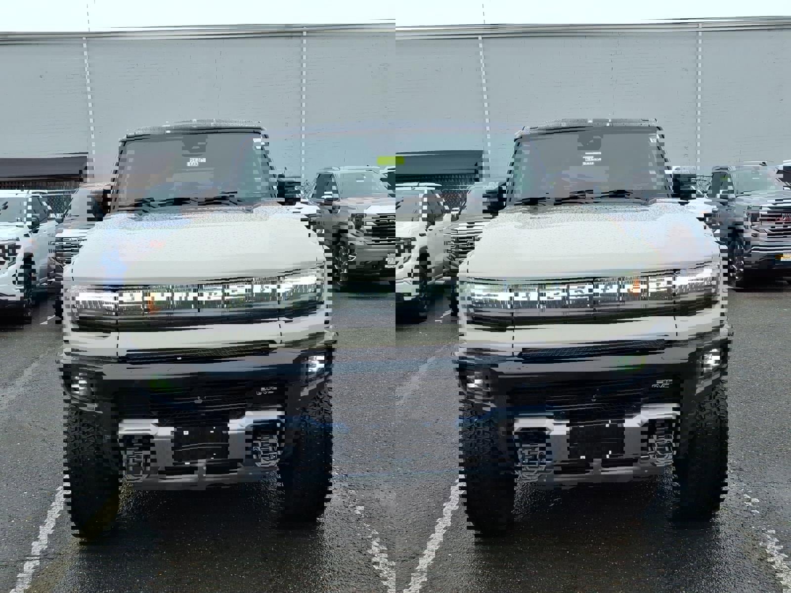 New 2026 GMC Hummer EV SUV w/ LPO, Dark Essentials Package image 2