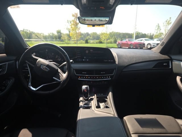 Used 2025 Cadillac CT5 Premium Luxury w/ Technology Package AWD/4WD image 17