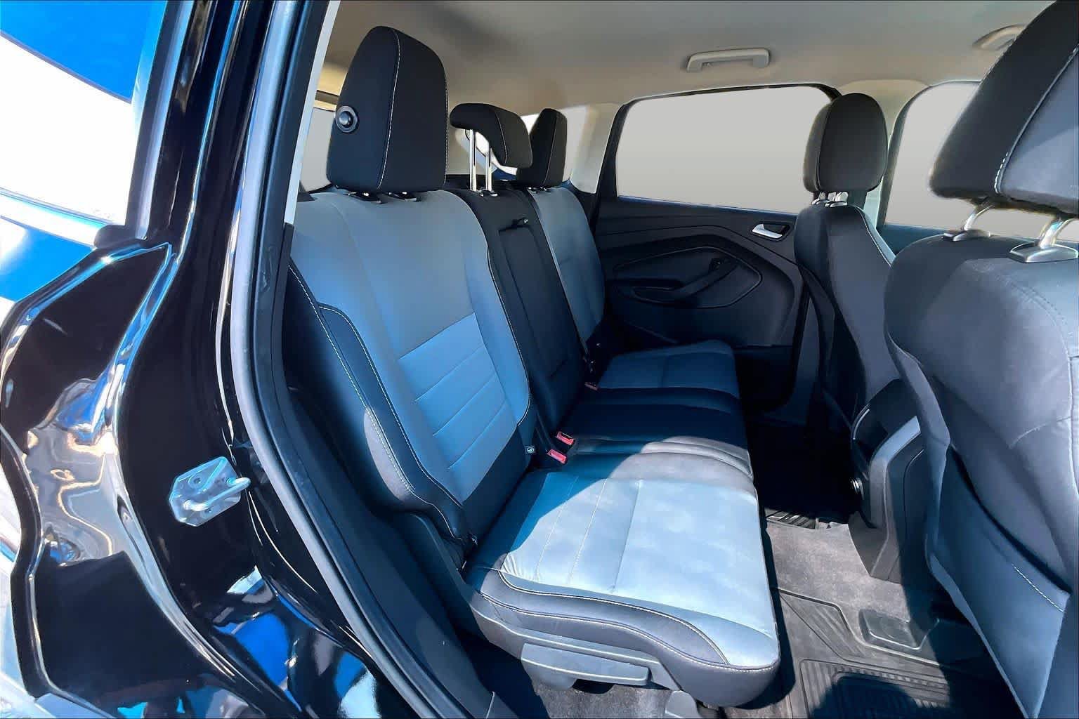 Used 2016 Ford Escape SE FWD image 19
