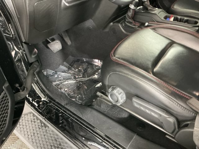 Used 2019 Jeep Wrangler Unlimited Rubicon w/ Uconnect 4C Nav & Sound Group AWD/4WD image 15