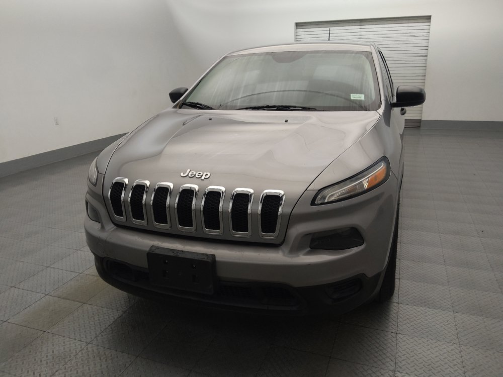 Used 2015 Jeep Cherokee Sport FWD image 15