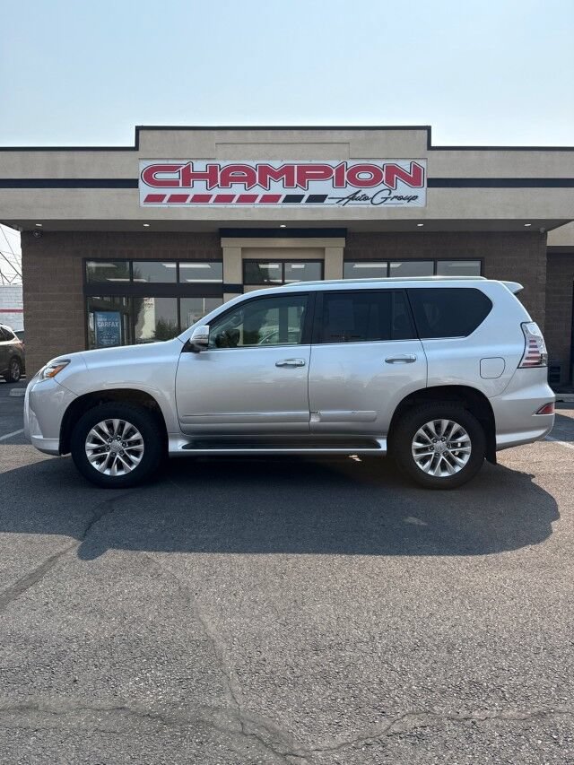 Used 2015 Lexus GX 460 w/ Premium Package AWD/4WD image 20
