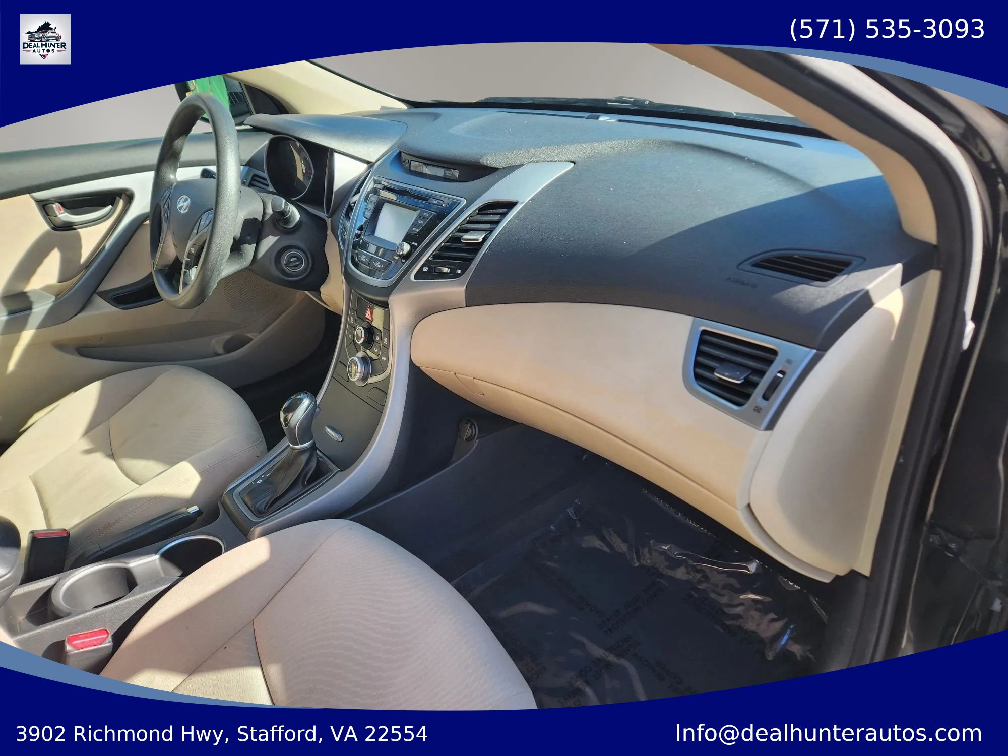 Used 2015 Hyundai Elantra SE w/ Option Group 02 FWD image 16