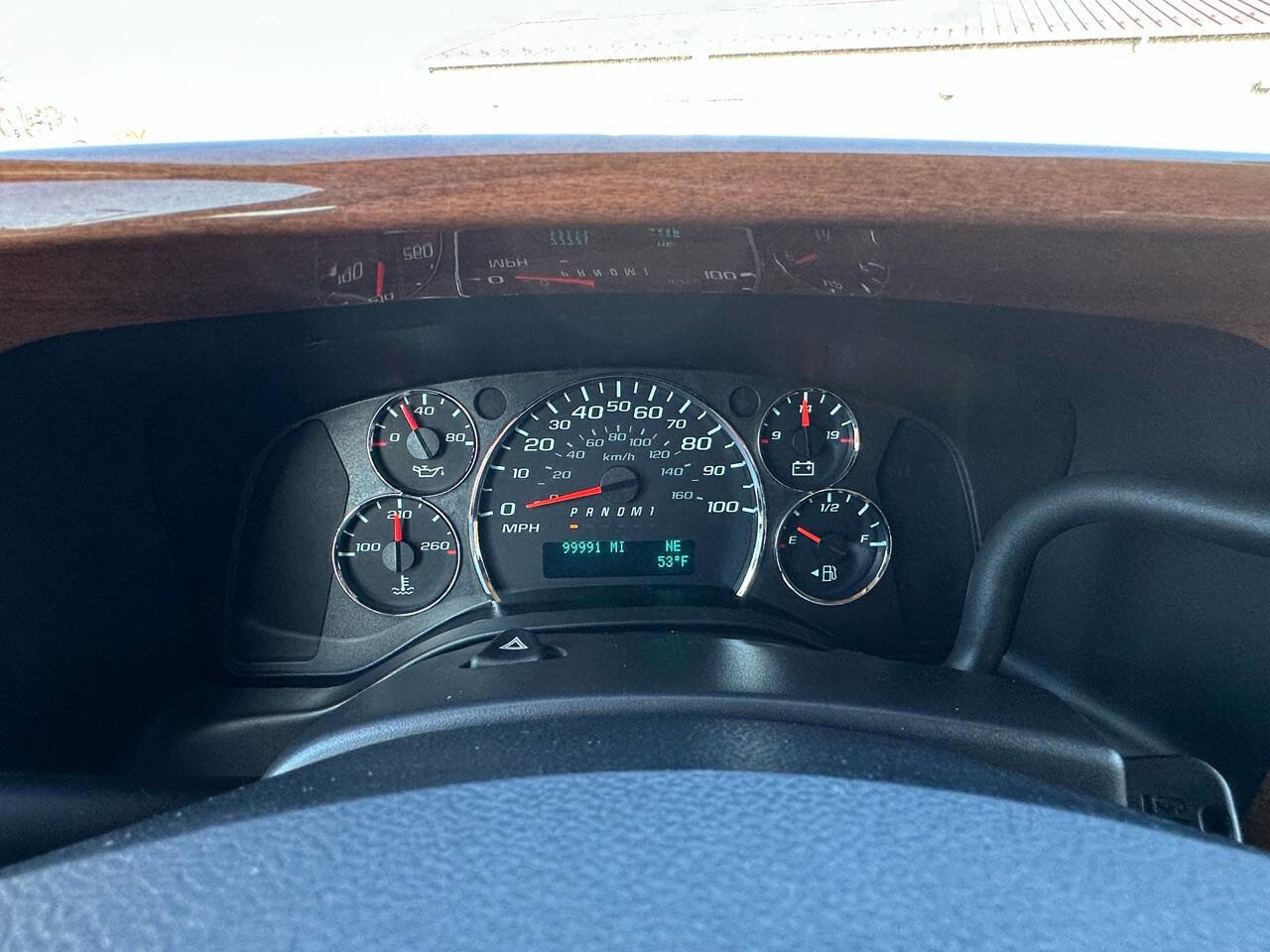 Used 2015 Chevrolet Express 2500 image 13