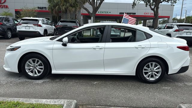 Certified 2025 Toyota Camry LE image 4