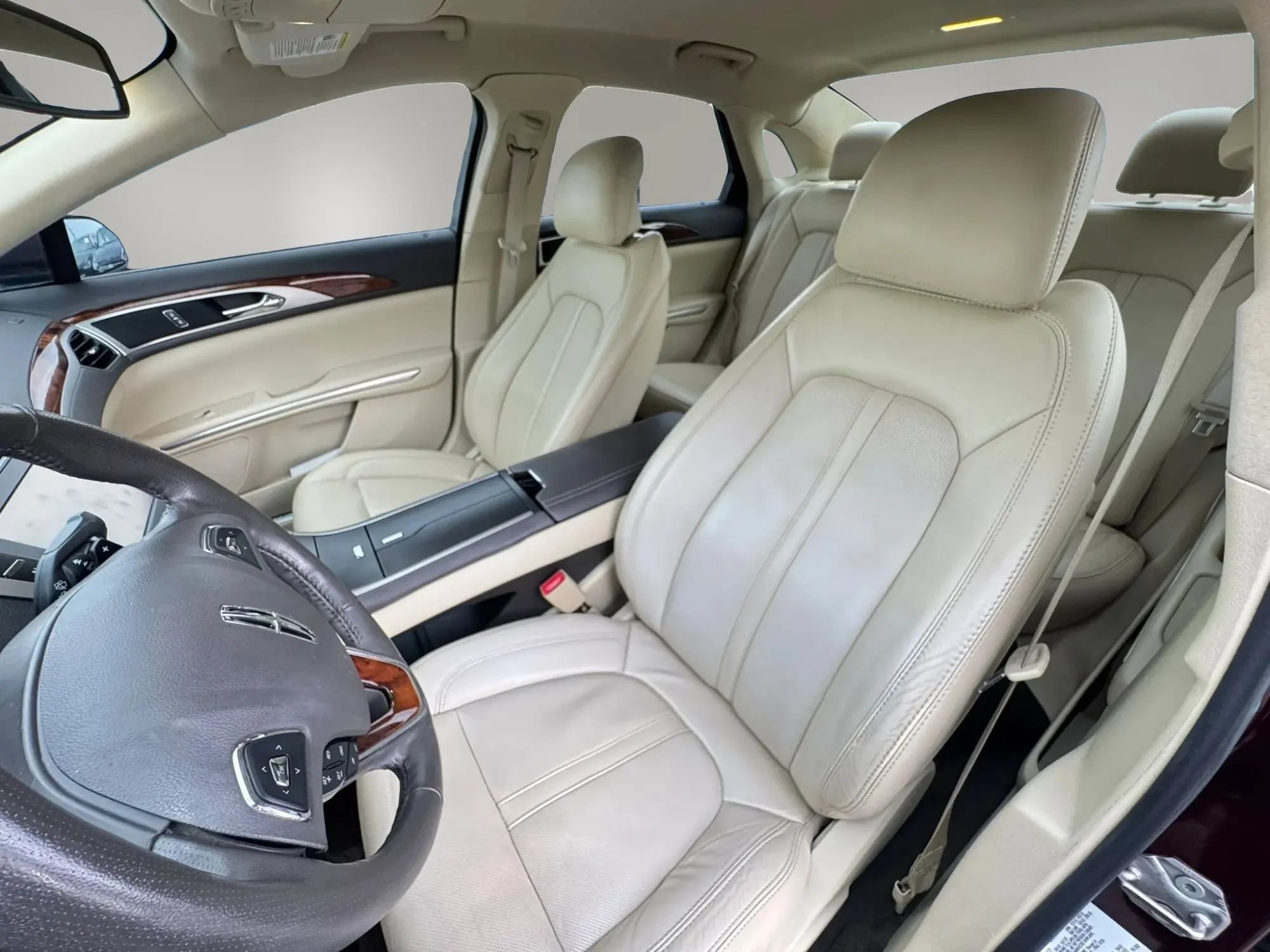 Used 2013 Lincoln MKZ FWD image 11