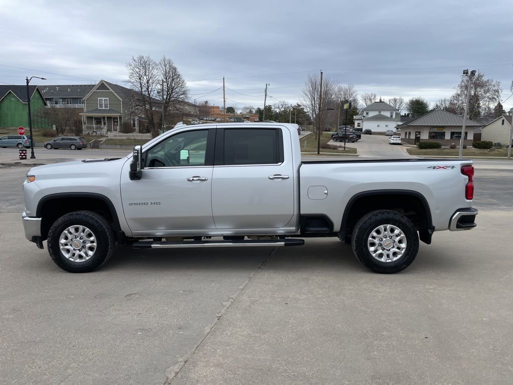Used 2022 Chevrolet Silverado 2500 LTZ image 2