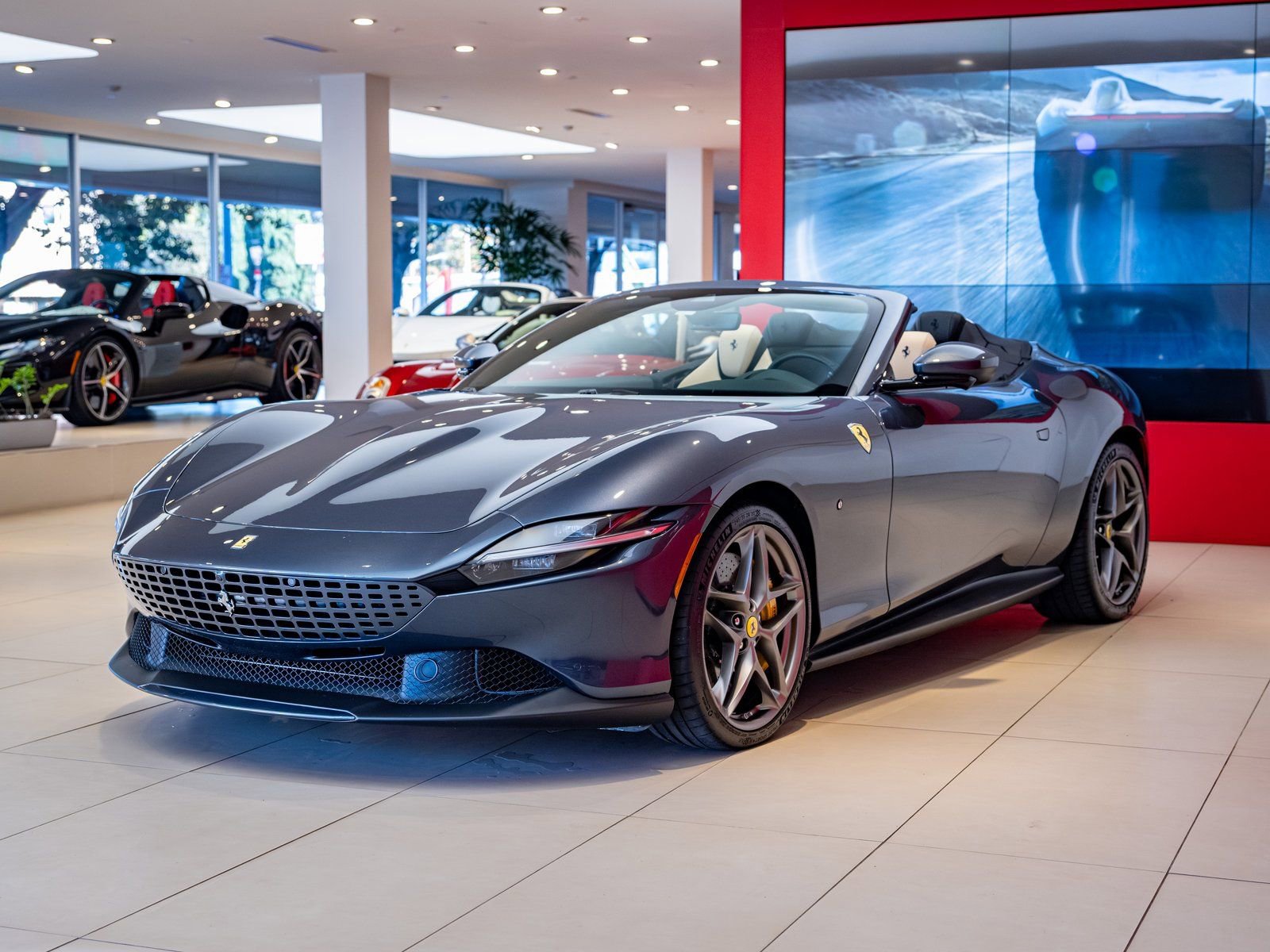 Certified 2024 Ferrari Roma image 4