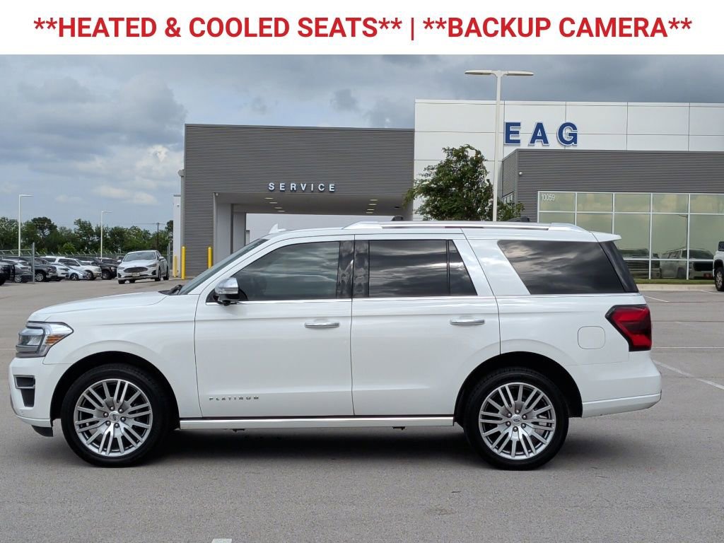 Used 2022 Ford Expedition Platinum RWD image 5
