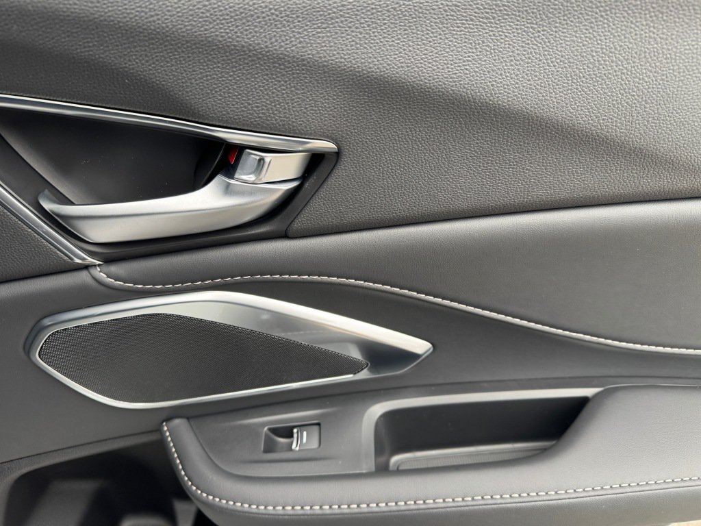 New 2026 Acura RDX SH-AWD image 33
