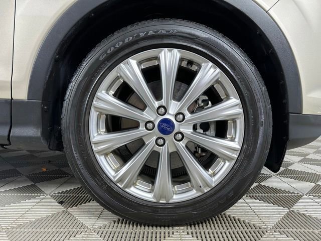 Used 2017 Ford Escape Titanium AWD/4WD image 9