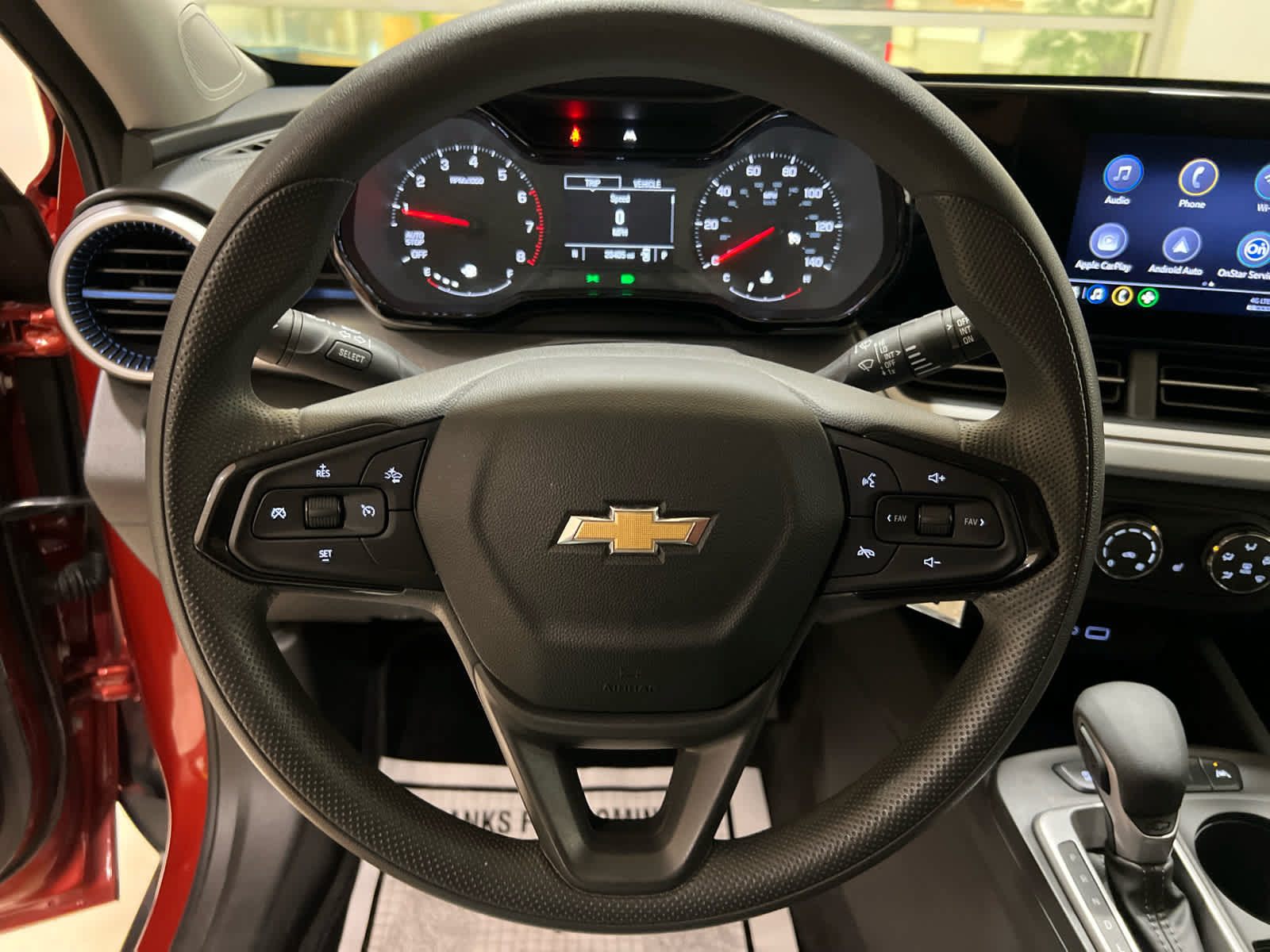 Used 2024 Chevrolet Trax LS w/ LS Convenience Package FWD image 13