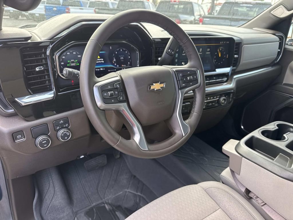 Certified 2023 Chevrolet Silverado 1500 LT image 17