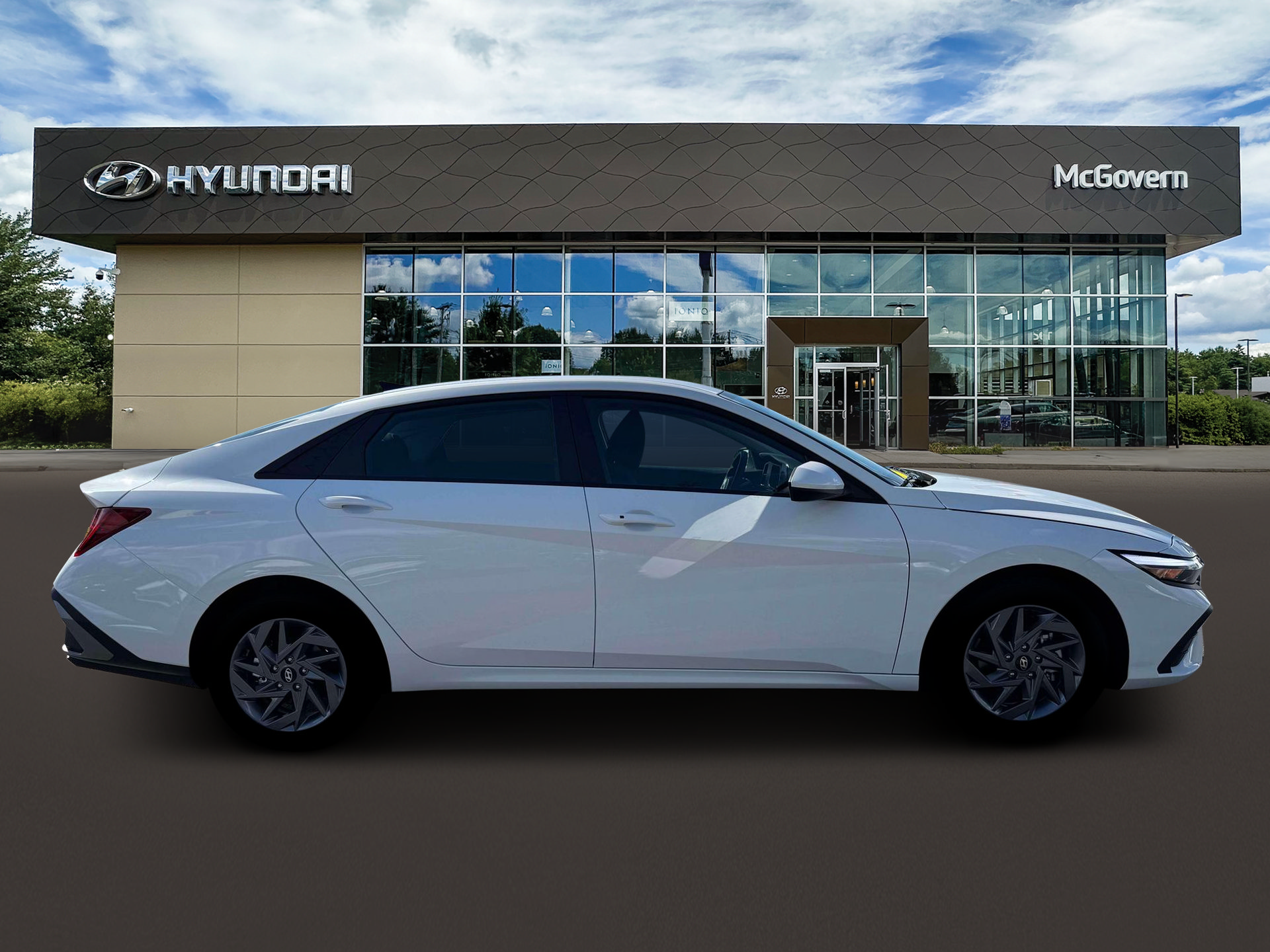 New 2026 Hyundai Elantra Hybrid FWD image 9