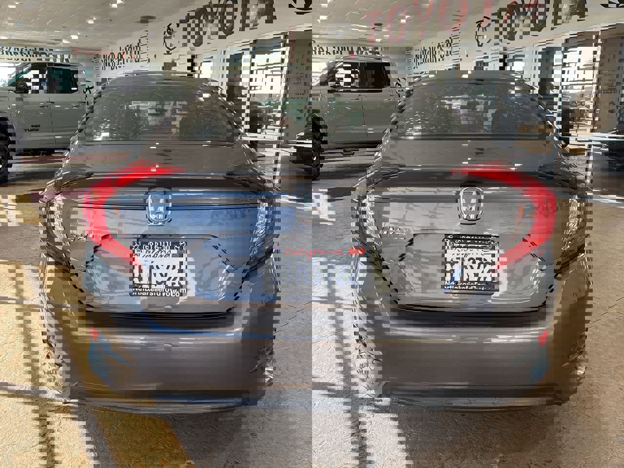 Used 2016 Honda Civic EX image 9