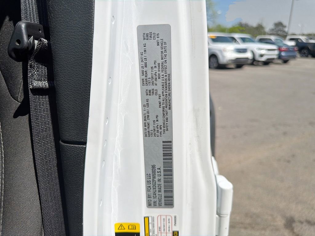 Used 2023 Jeep Wrangler Sport S image 39