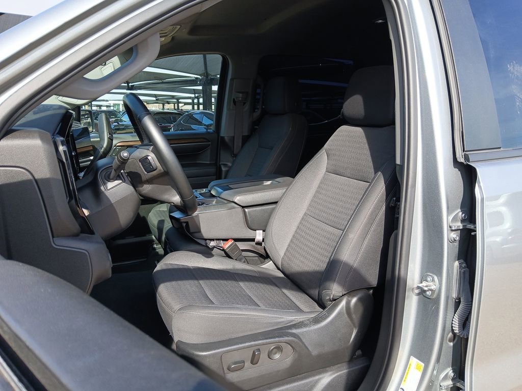 Used 2023 Chevrolet Silverado 1500 LT image 10