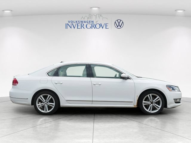 Used 2014 Volkswagen Passat 1.8T SEL Premium FWD image 8