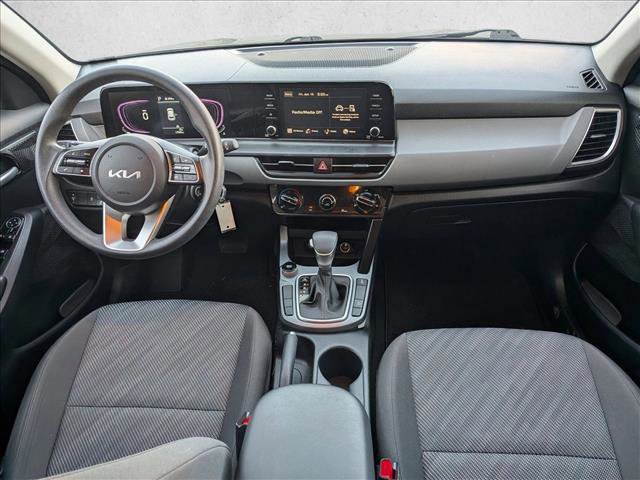 Used 2024 Kia Seltos LX image 16