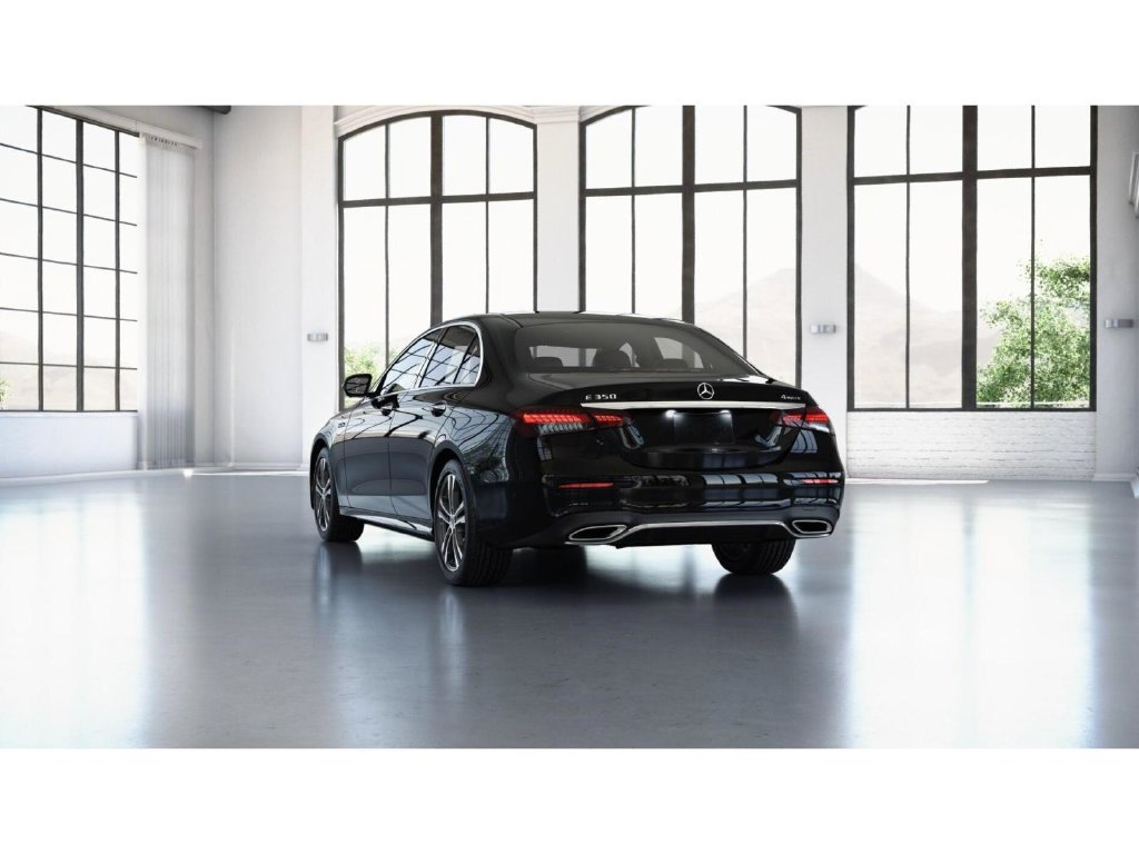 Used 2023 Mercedes-Benz E 350 4MATIC Sedan image 28