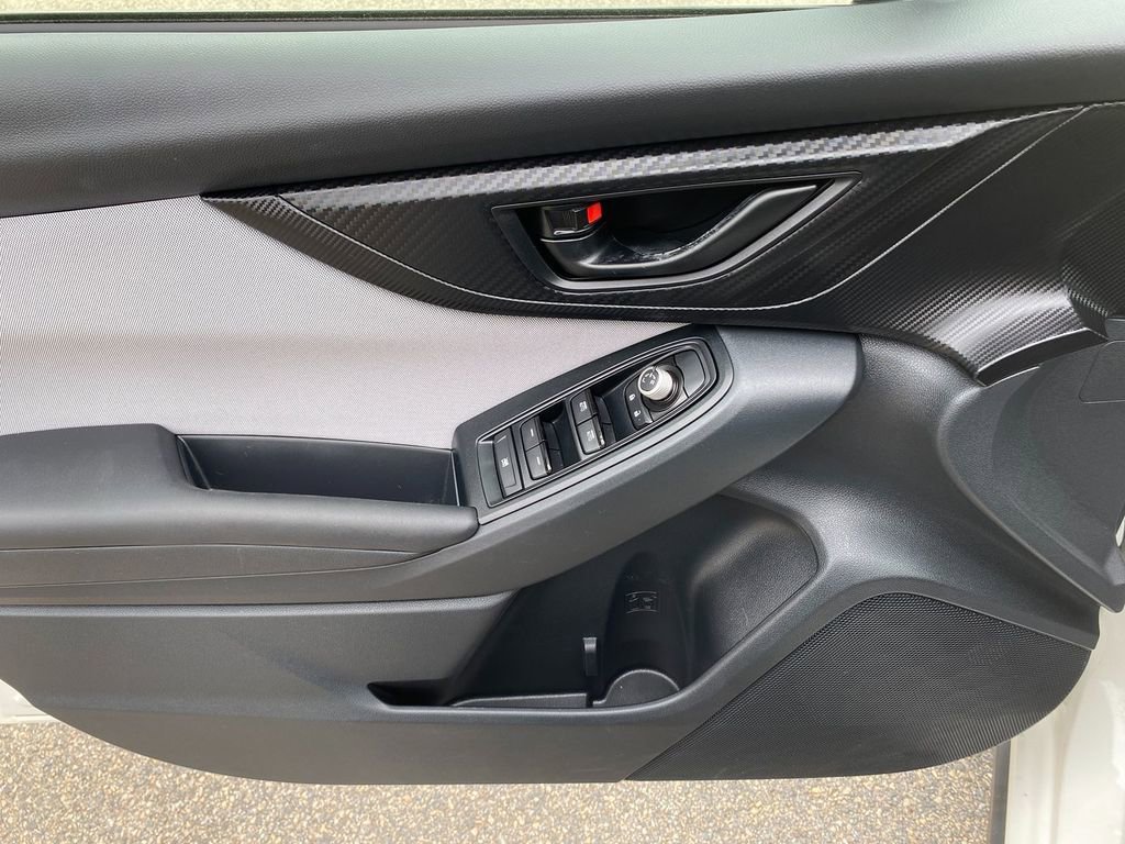 Used 2022 Subaru Crosstrek 2.0i Premium w/ Moonroof Package image 11