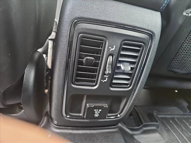 Used 2018 Jeep Grand Cherokee Laredo image 10