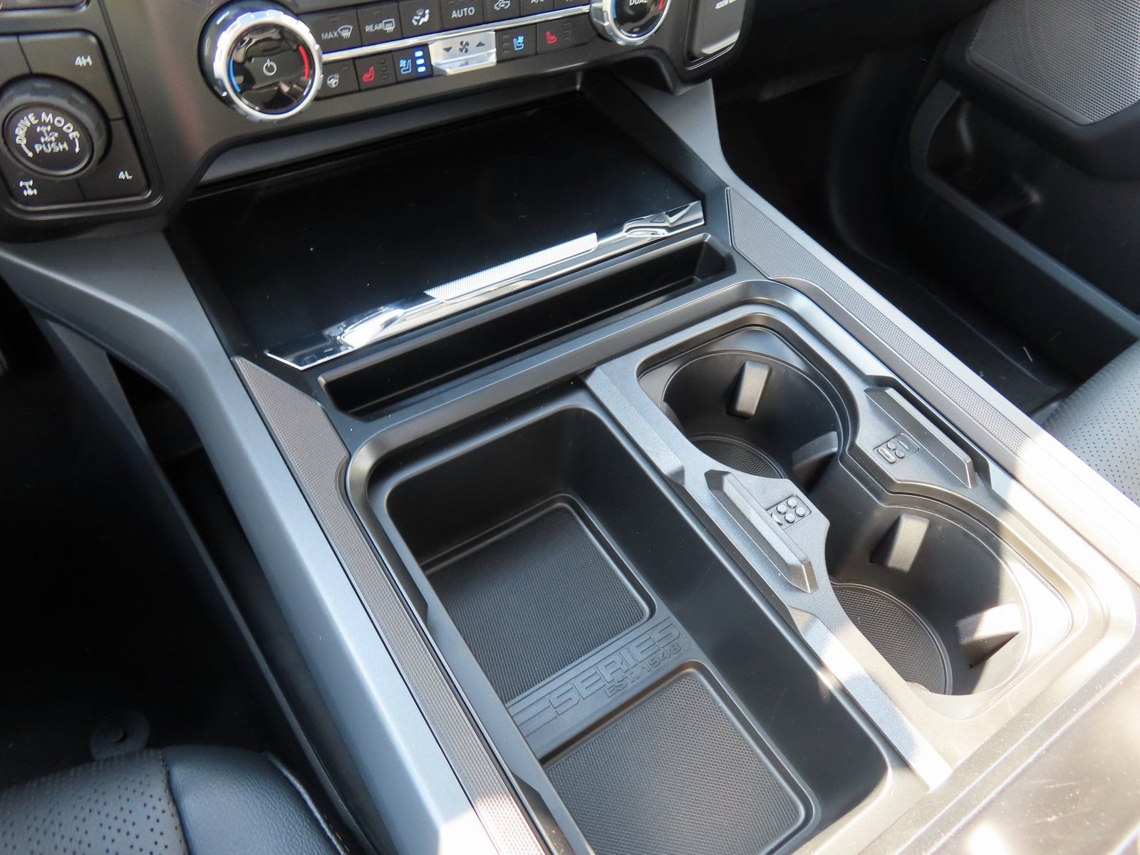 New 2026 Ford F250 Lariat w/ Tremor Off-Road Package image 18