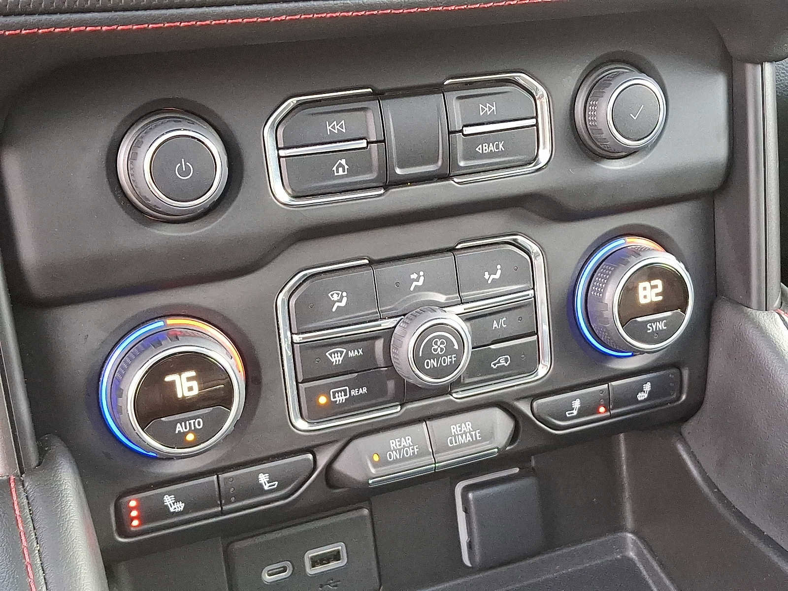 Used 2022 Chevrolet Tahoe RST w/ Luxury Package image 19