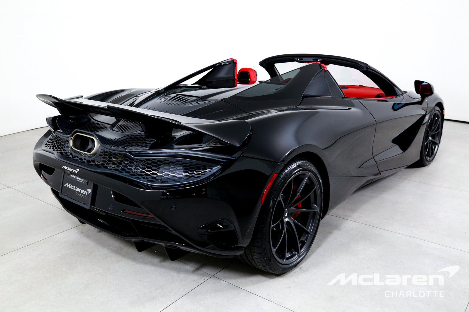 New 2026 McLaren 750S Spider RWD image 10