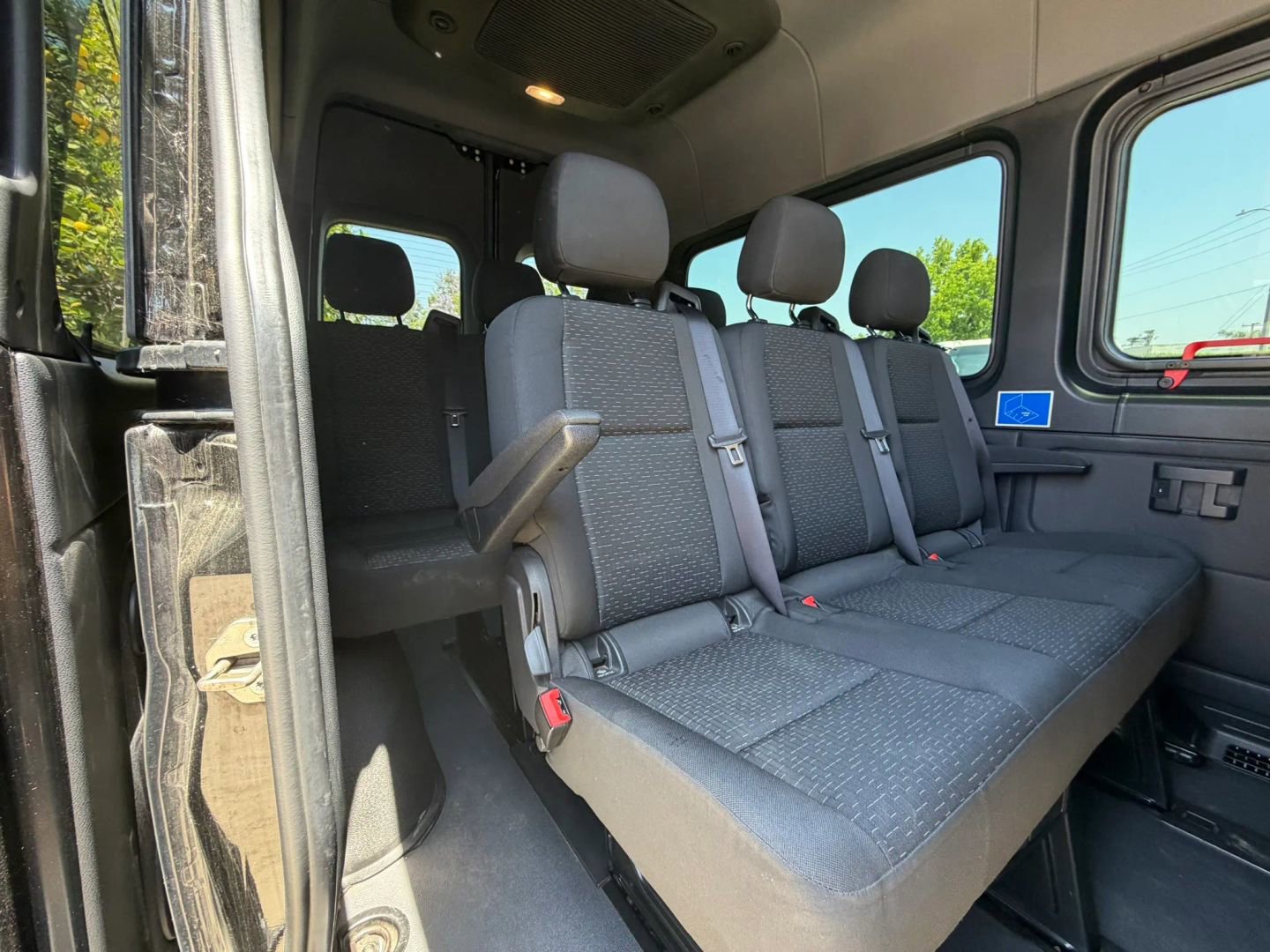 Used 2019 Mercedes-Benz Sprinter 2500 image 16