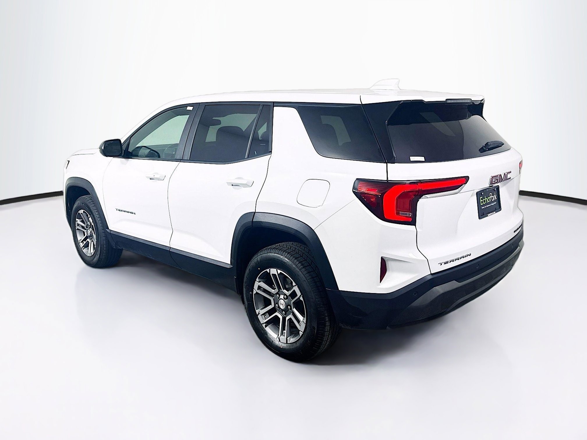 Used 2026 GMC Terrain Elevation FWD image 5