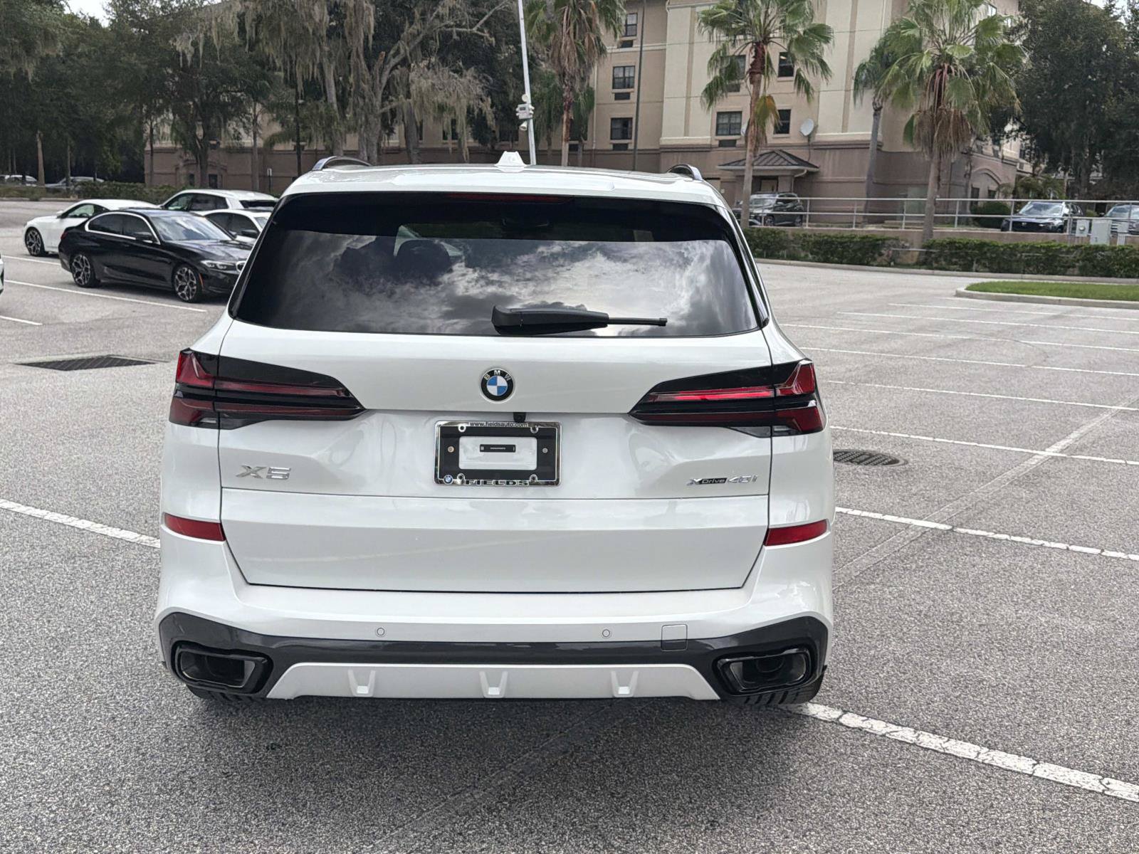 New 2026 BMW X5 xDrive40i w/ M Sport Package AWD/4WD image 5