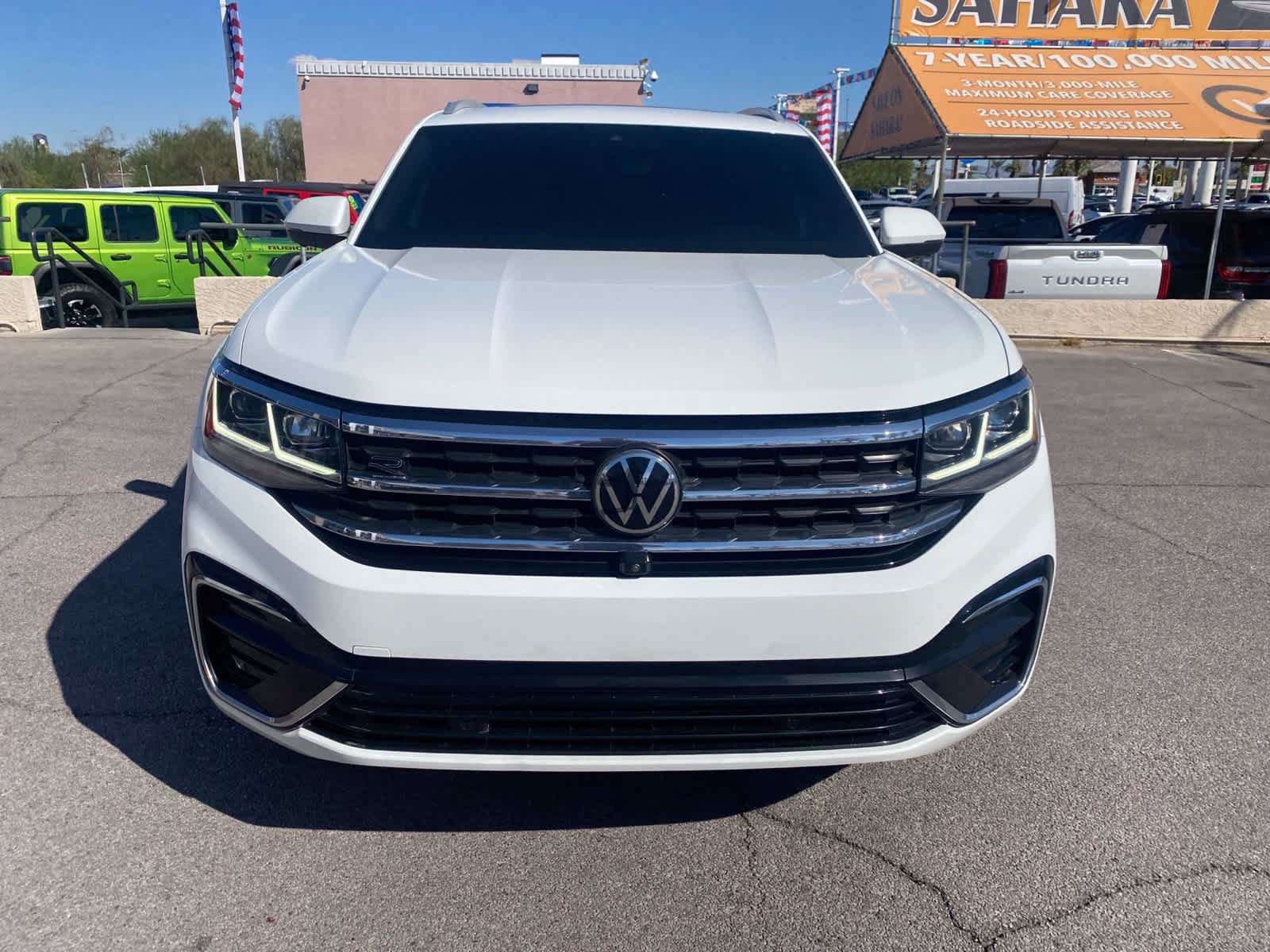 Used 2020 Volkswagen Atlas Cross Sport SEL Premium R-Line AWD/4WD image 2