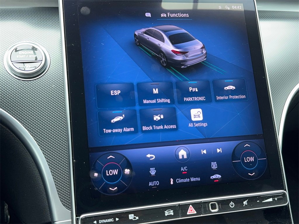 Used 2025 Mercedes-Benz C 300 Sedan image 30