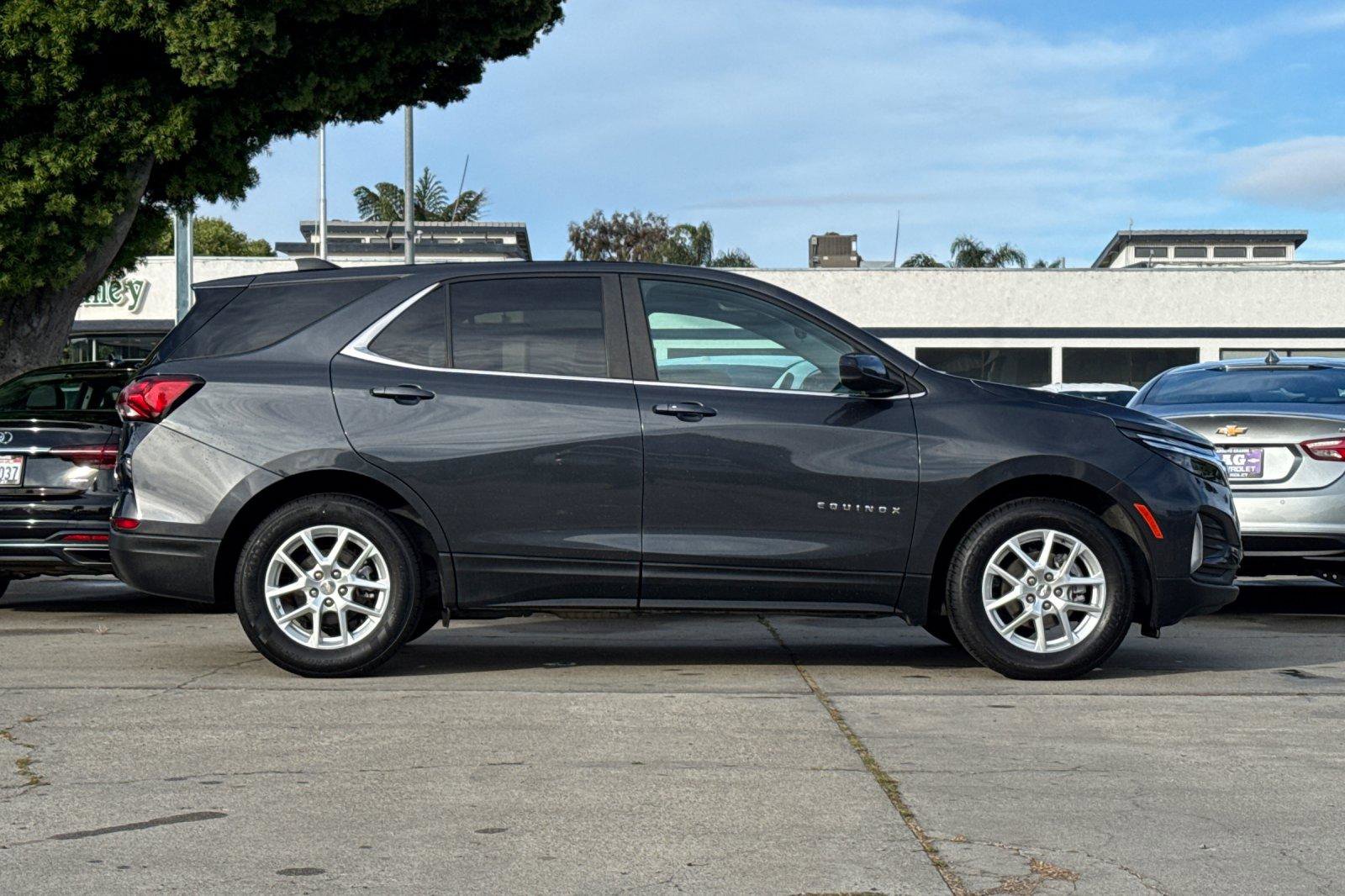 Used 2023 Chevrolet Equinox LT image 4