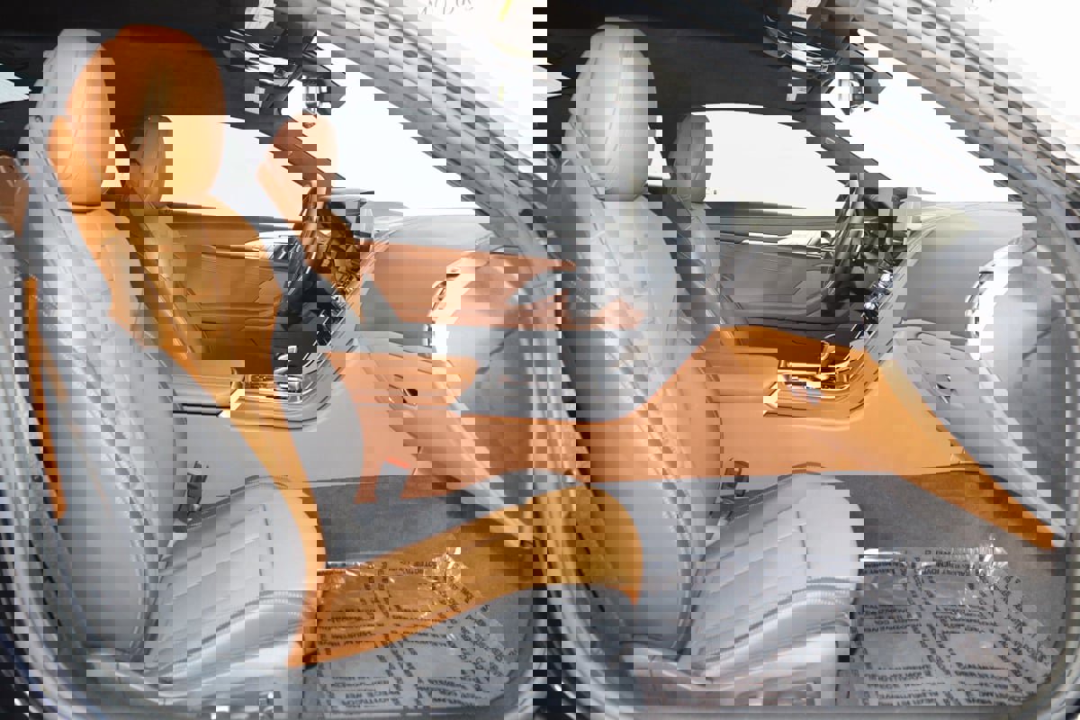 Used 2025 BMW M850i xDrive Coupe w/ M Sport Professional Package image 12