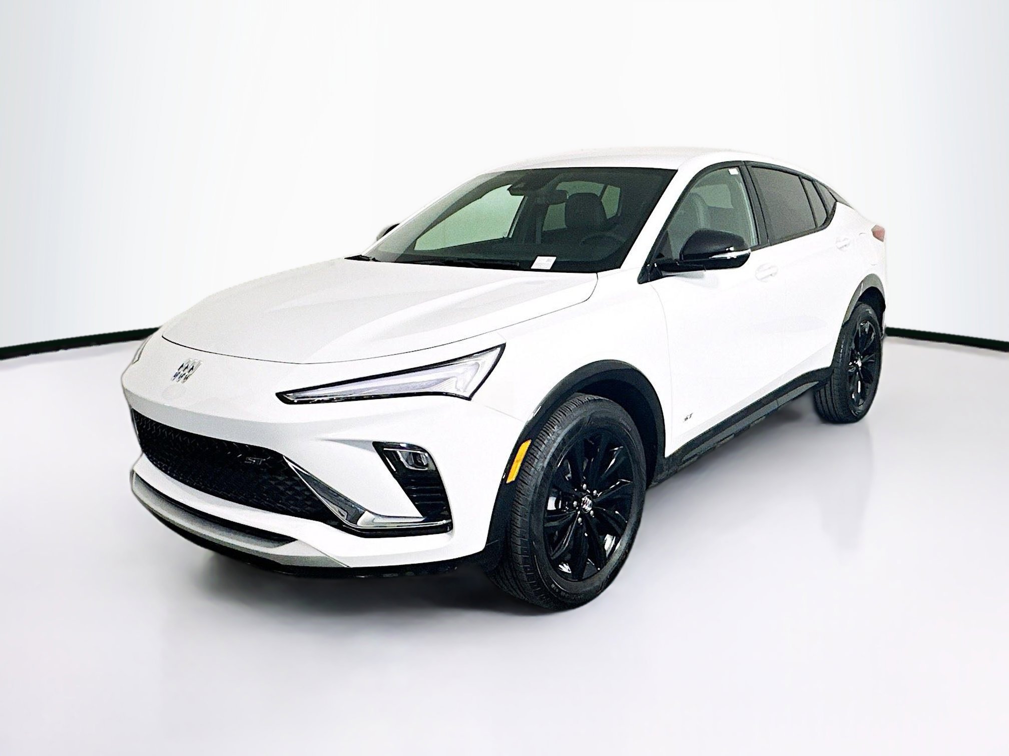 Used 2025 Buick Envista Sport Touring image 3