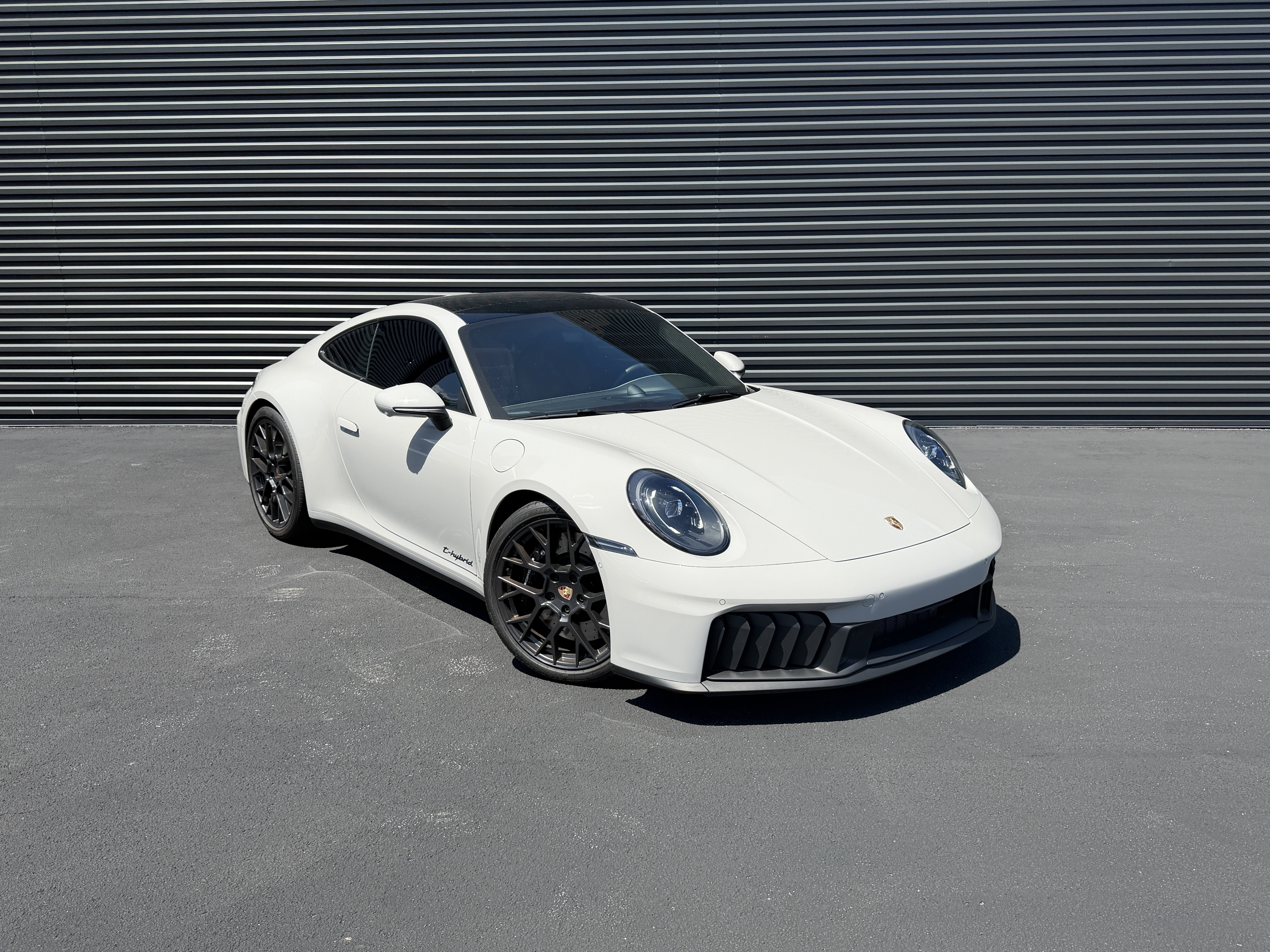 Used 2026 Porsche 911 Carrera 4 GTS AWD/4WD image 7