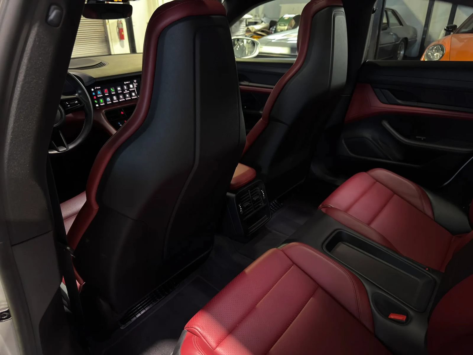 Used 2022 Porsche Taycan RWD image 50