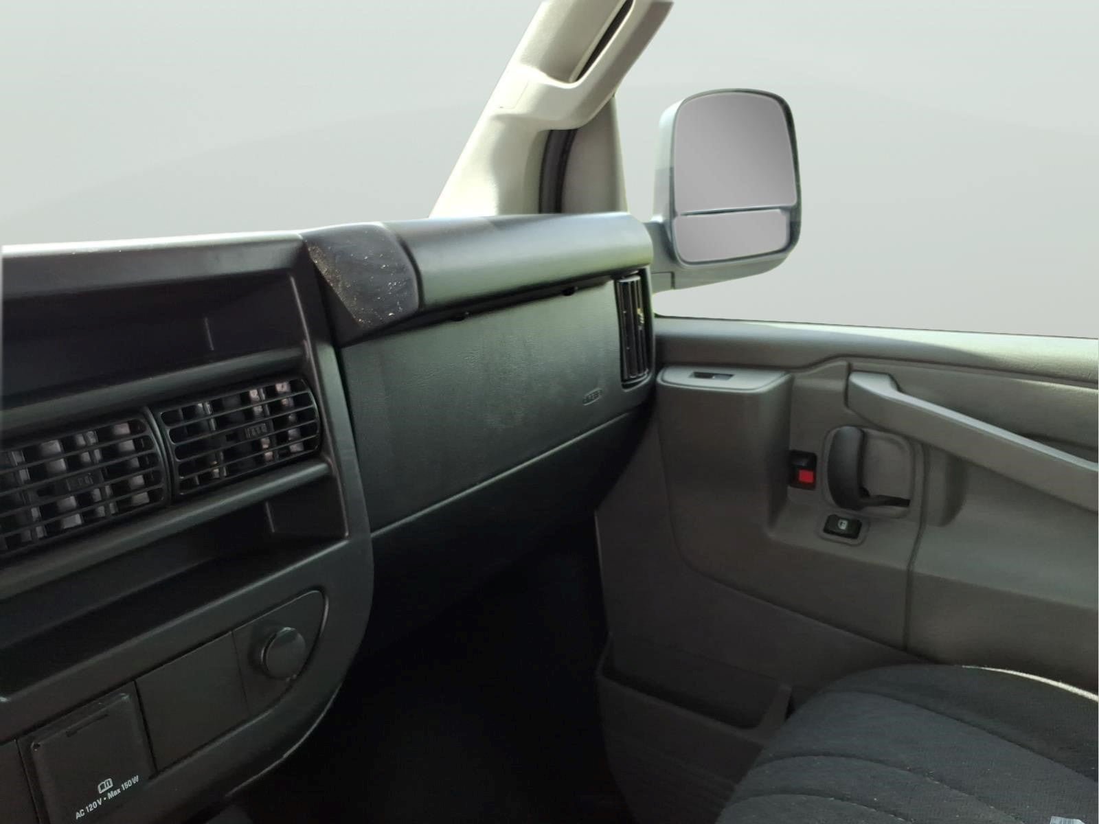 Used 2025 GMC Savana 2500 w/ Driver Convenience Package RWD image 17