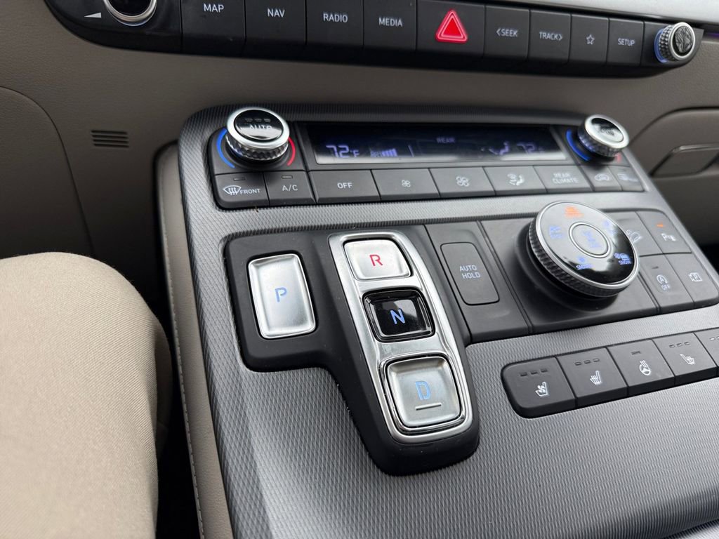 Used 2024 Hyundai Palisade Limited image 19