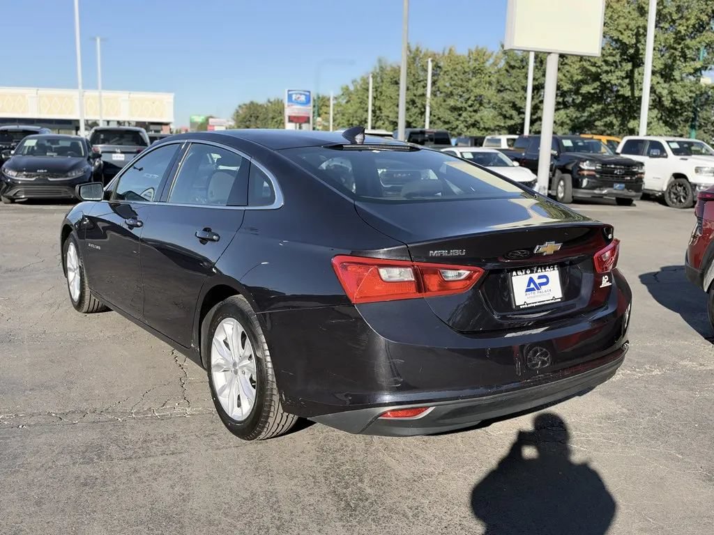 Used 2023 Chevrolet Malibu LT FWD image 4