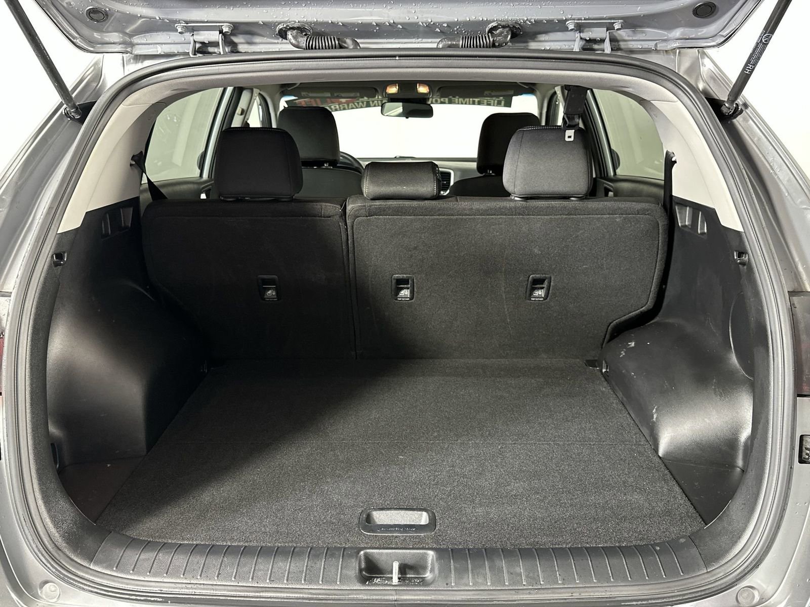 Used 2022 Kia Sportage LX image 24