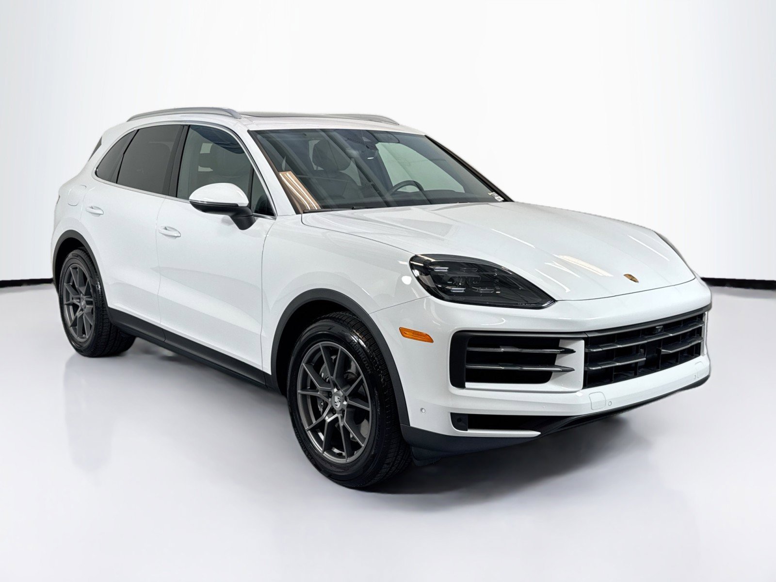 Certified 2025 Porsche Cayenne image 7